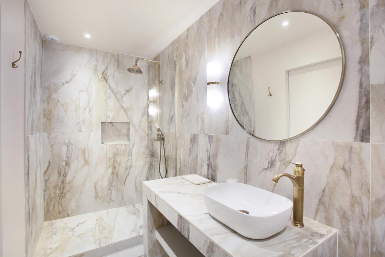 Residence In The Center Of Paris By Studio Prestige المظهر الخارجي الصورة
